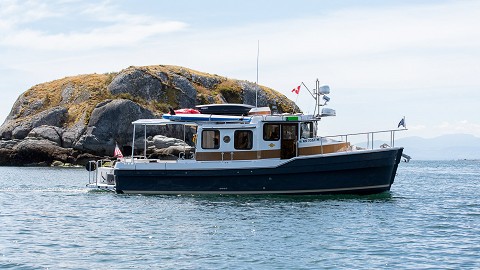 Ranger Tugs R-31 S钓鱼艇