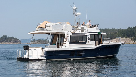 Ranger Tugs R-43 CB钓鱼艇