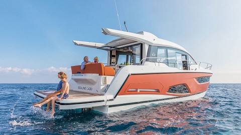 Sealine C430运动游艇