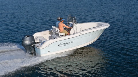 Robalo R180钓鱼艇