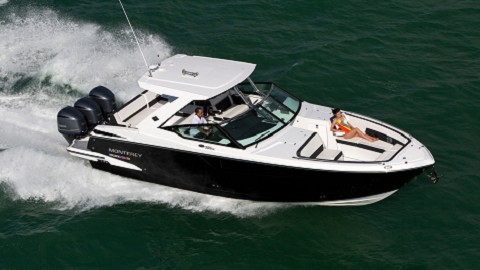 Monterey 385SE运动游艇