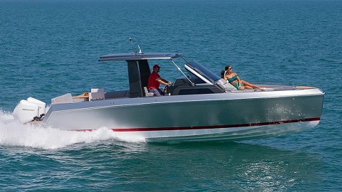 Schaefer V33开放式游艇